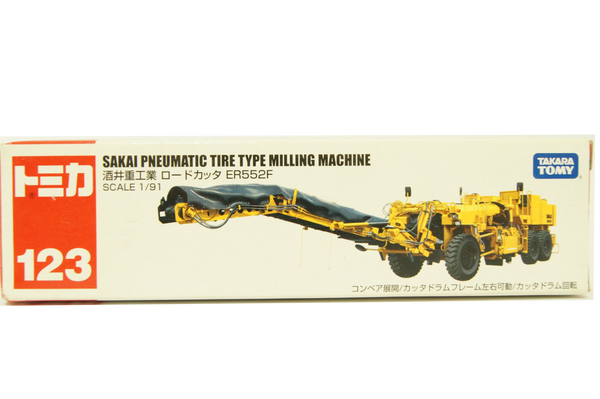 123 - Sakai Pneumatic Tire Type Milling Machine ER552F – toycarinc